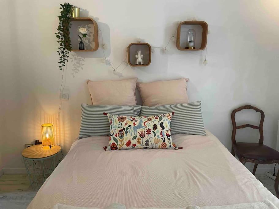 Charming Studio To Venelles 10 Minutes From Aix エクステリア 写真